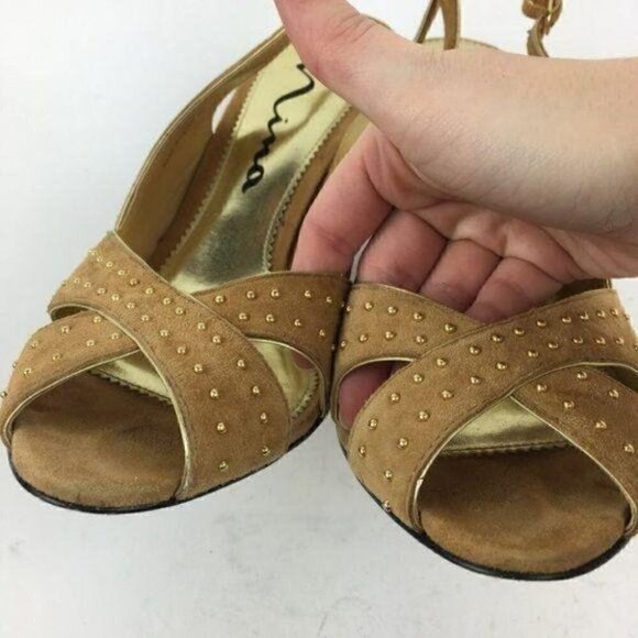Nina Heels Size 8 38 tan Suede Studded Peep Toe Wedges - Picture 8 of 8